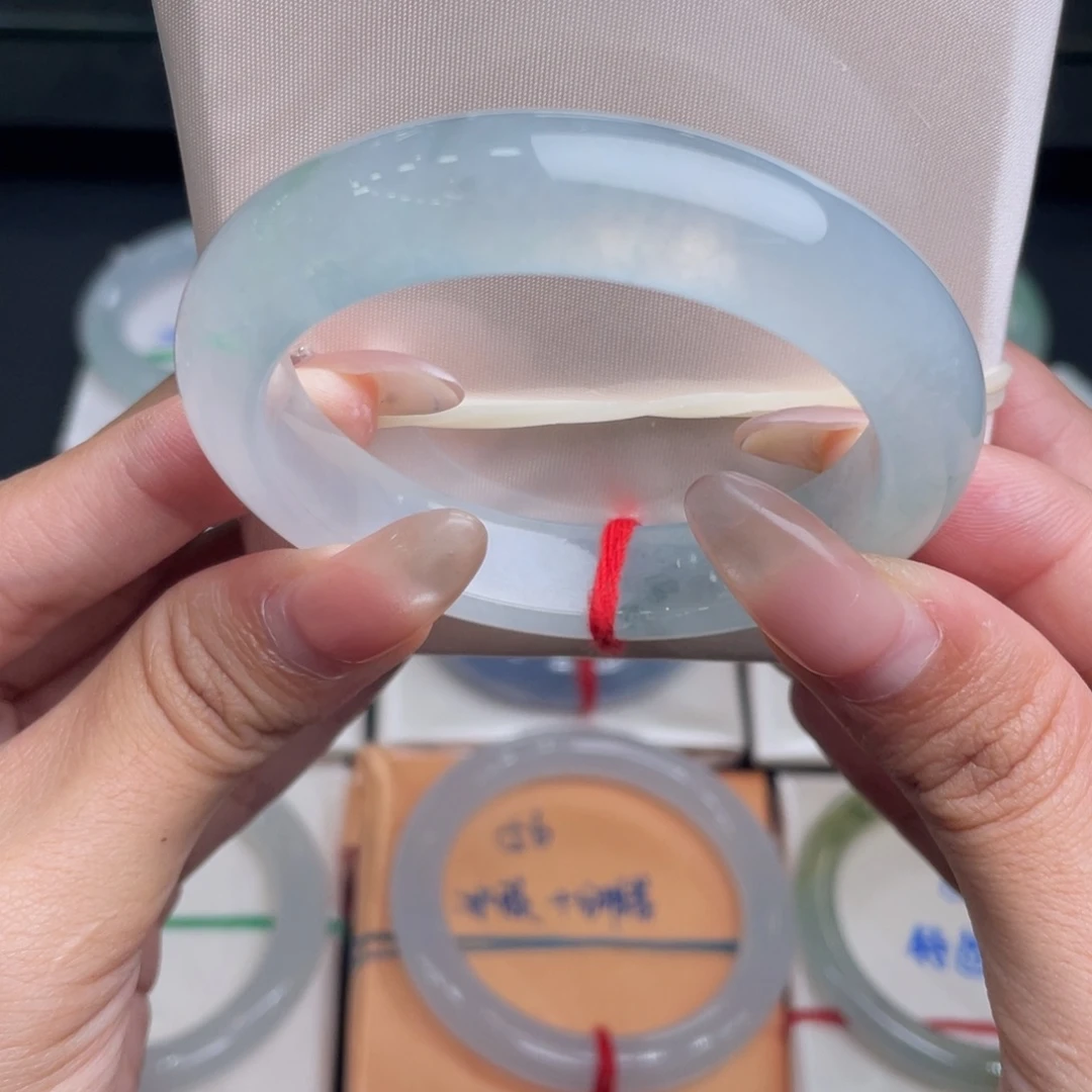 翡翠未镶嵌手镯34号