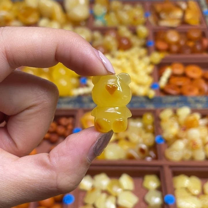 阿***丶蜜蜡未镶嵌珠宝奇石满蜡俏色小熊