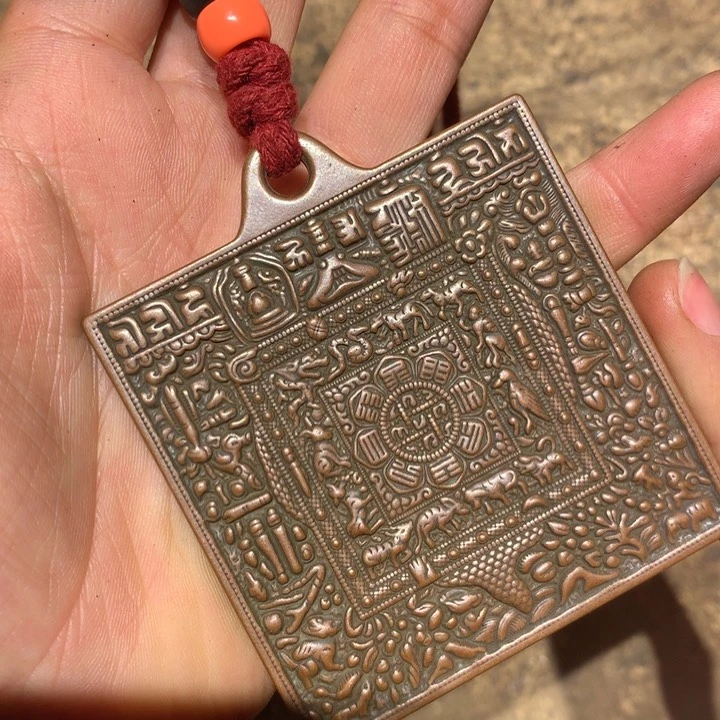 琉璃颈饰向**杰喜欢的朋友