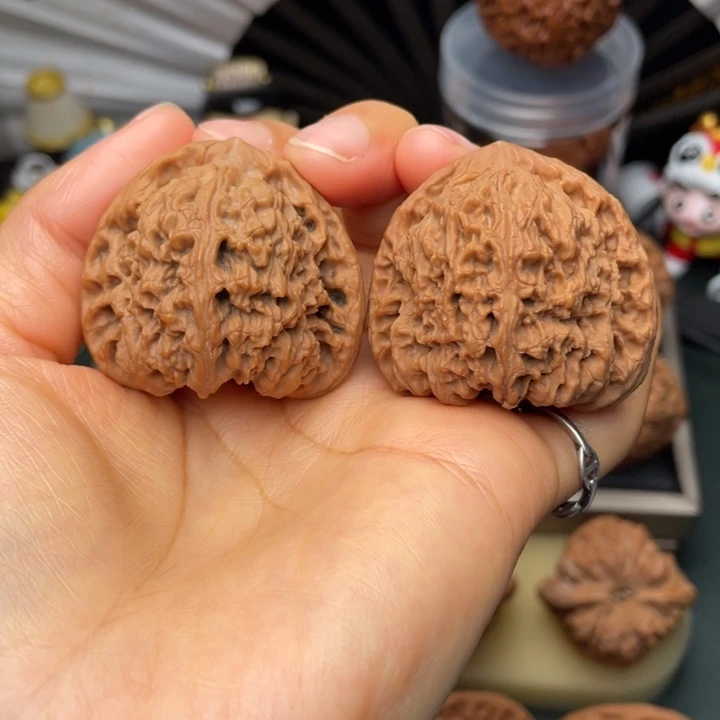 吊坠文玩核桃424038尺微凹底三角