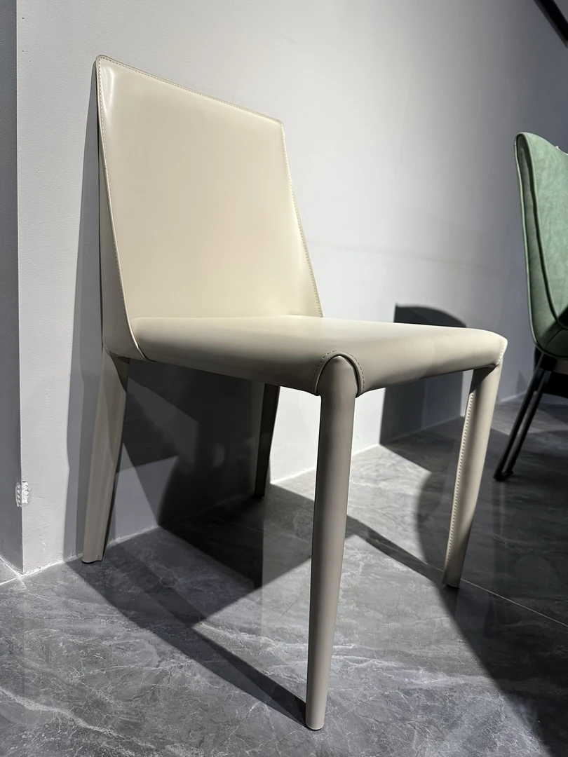 【包邮】马鞍皮餐椅 PT3710Y 470*500*800H