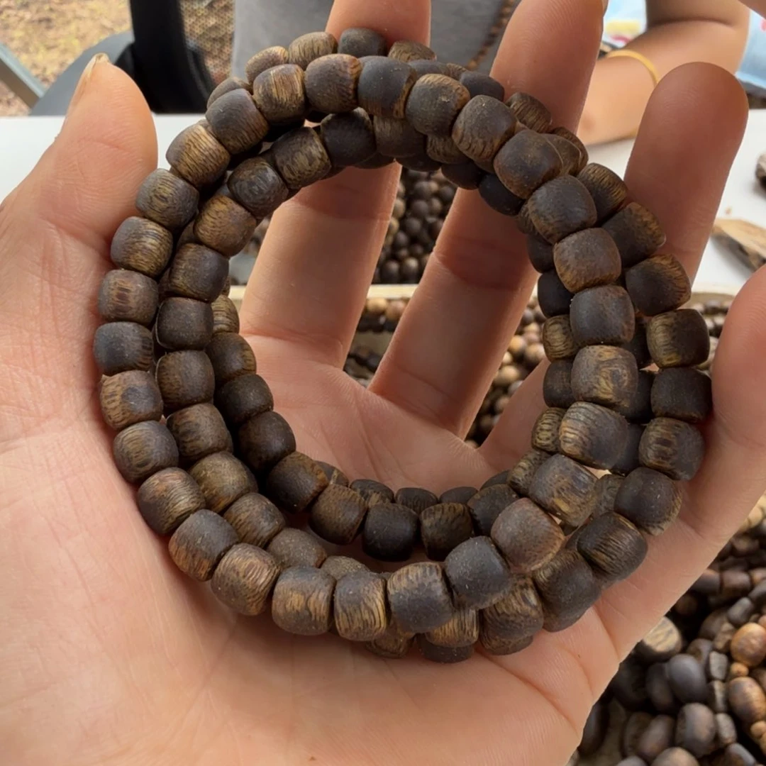 沉香碎屑沉香单圈股珠0.7-4克多样性发一送香10克