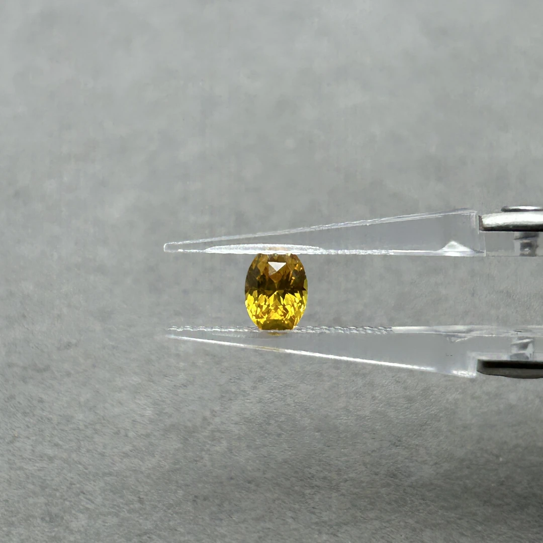 YSCvv 蓝宝石-1.07ct（01011205）0220