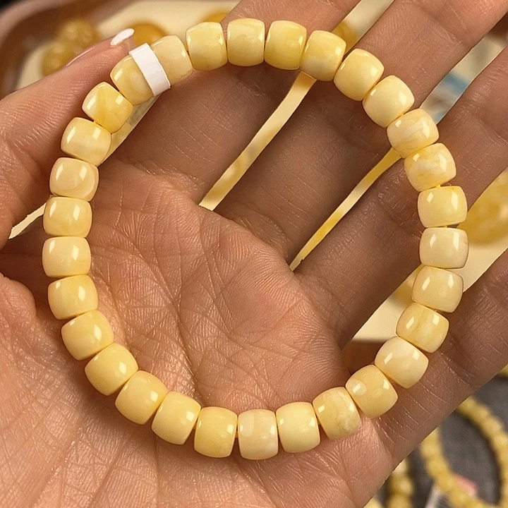 琥珀珠宝奇石未镶嵌刺***的