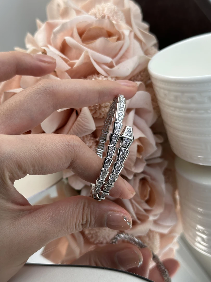 【戴奕珠宝】重金 钻石灵蛇手镯