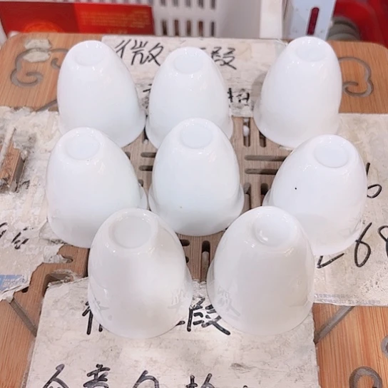 微瑕介意的勿拍，喜欢再下单，谢谢支持