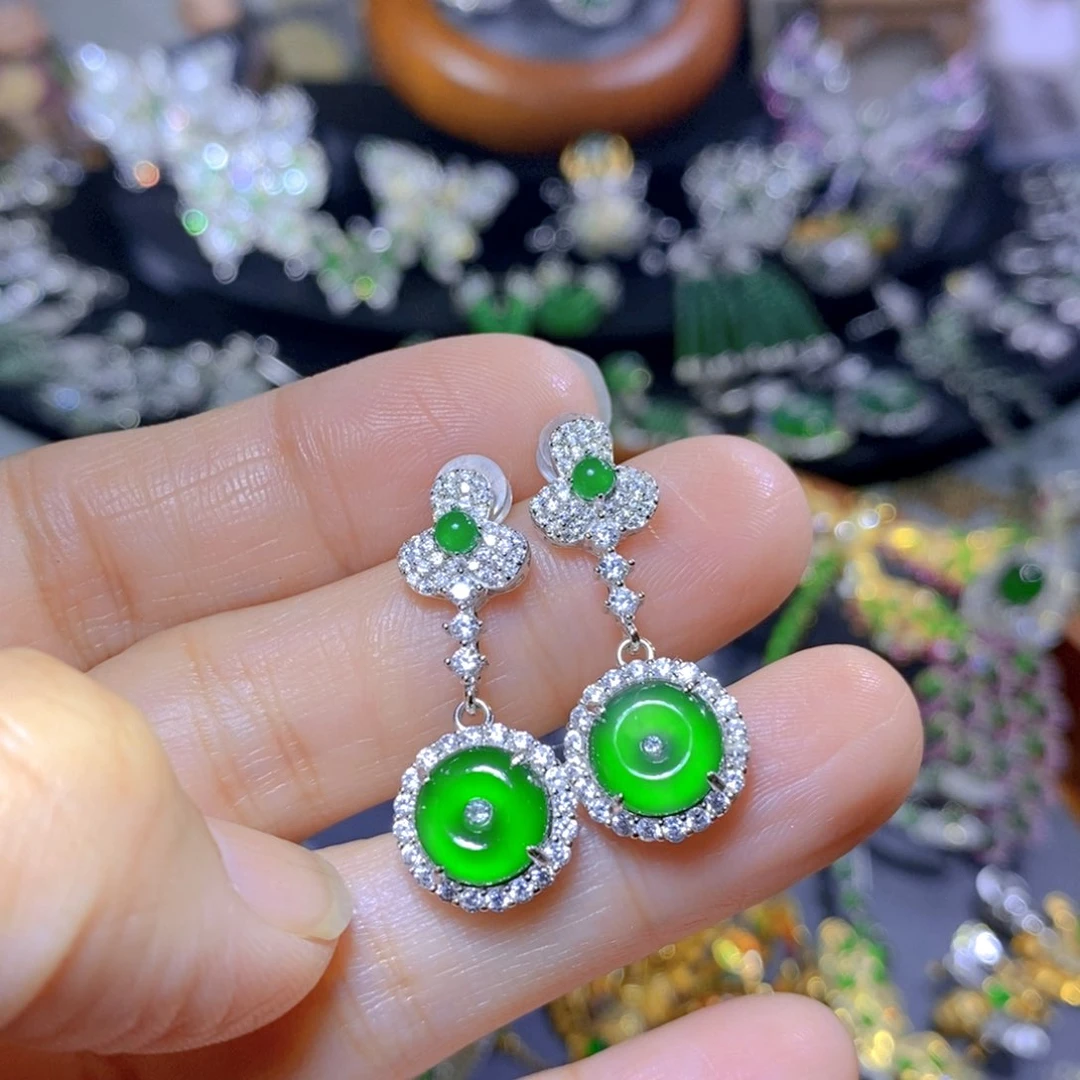 翡翠颈饰银S925镶嵌天然翡翠