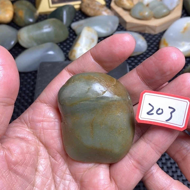 未镶嵌和田玉把件203