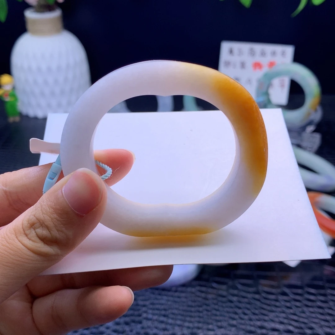 定制翡翠手镯未镶嵌