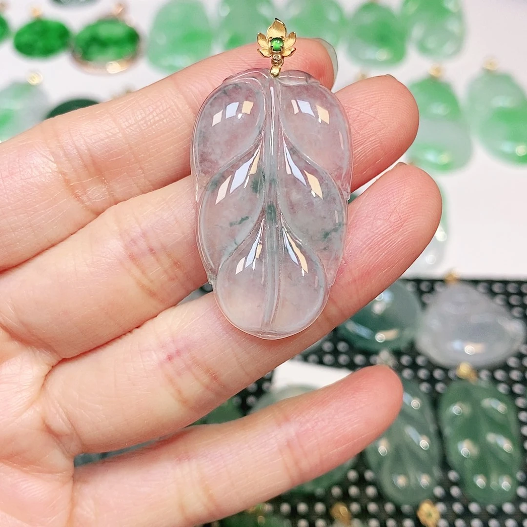 翡翠吊坠(不含链)18K金镶嵌