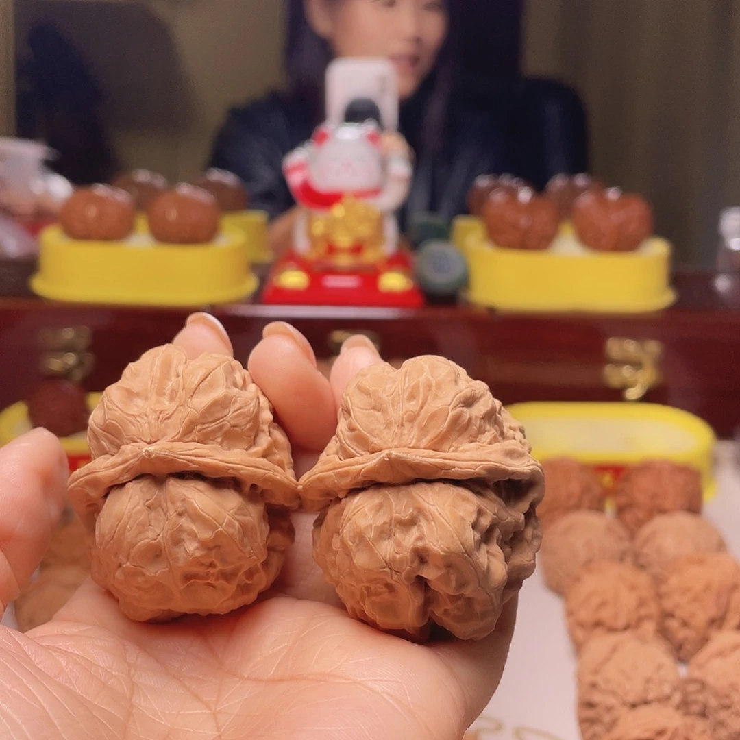 沐***沐文玩核桃吊坠蛤蟆头