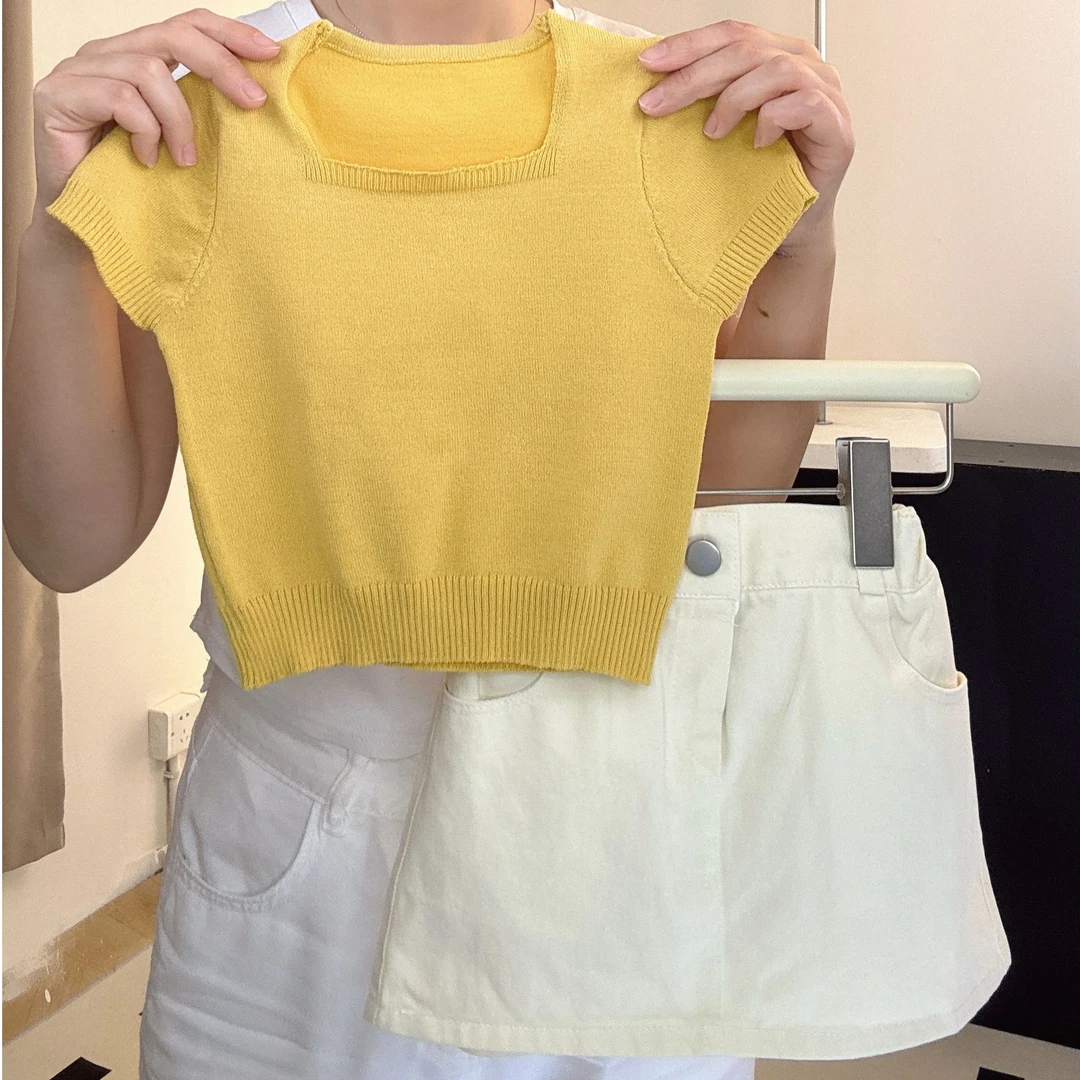 小七-2025夏季女童韩系风纯色冰丝方领短袖+米白色卫裙裤套装