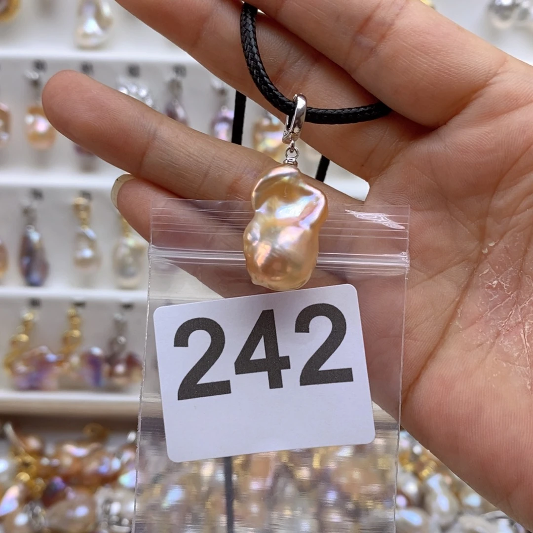 淡水珍珠颈饰银S925镶嵌242