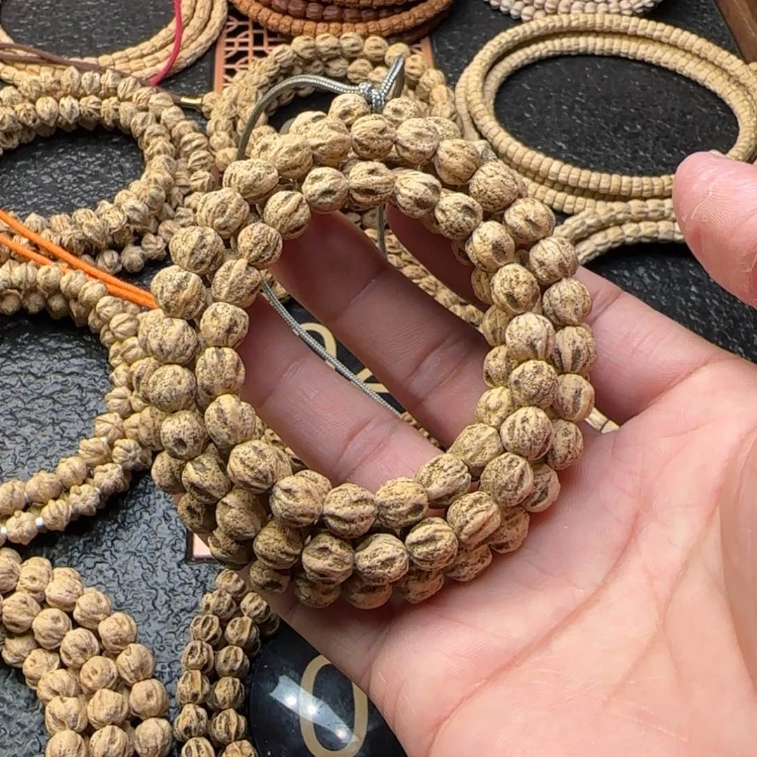 柏香籽/百香籽吊坠W***E