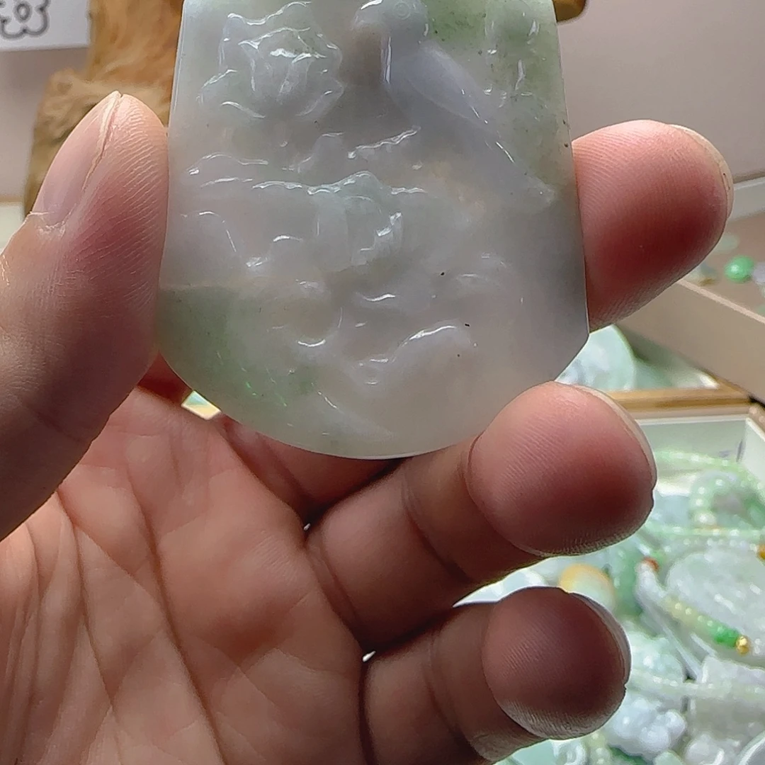 翡翠未镶嵌颈饰翡翠