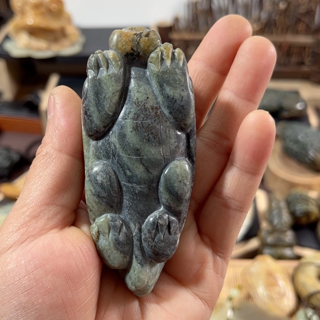 武***练岫岩河磨玉（透闪石质玉）未镶嵌把件