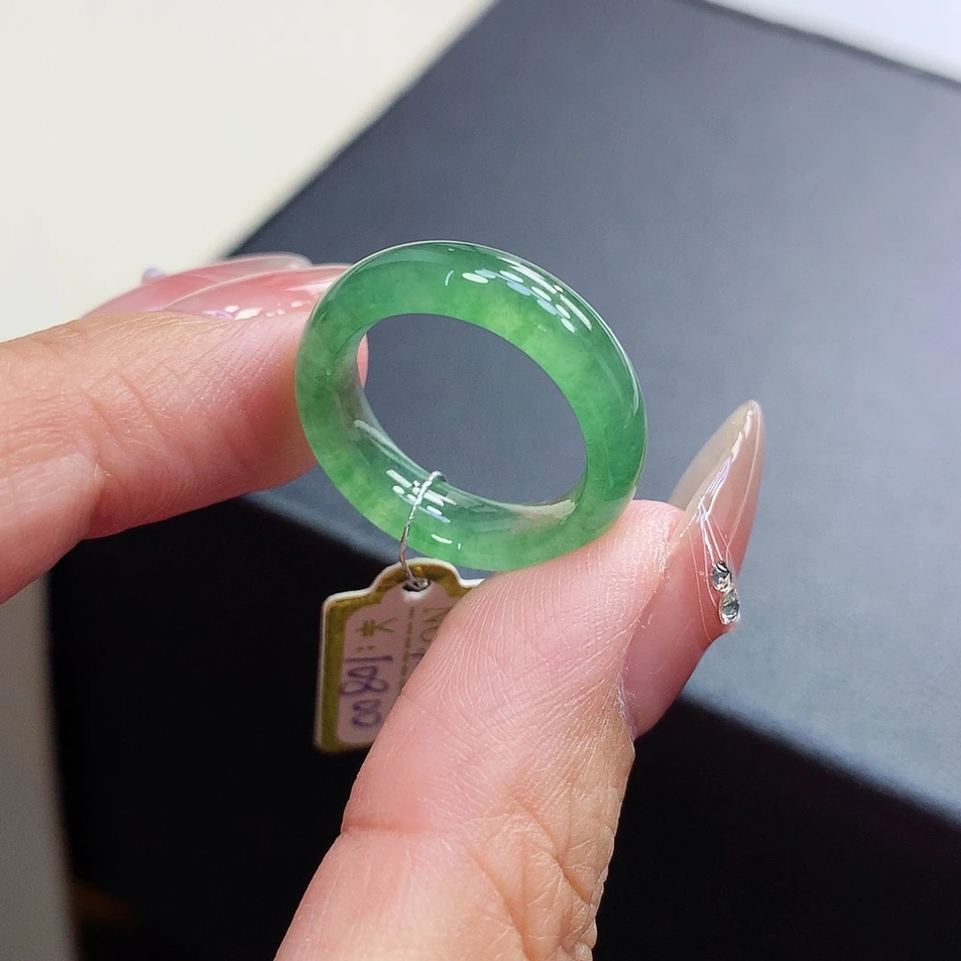 翡翠戒指未镶嵌12-13号