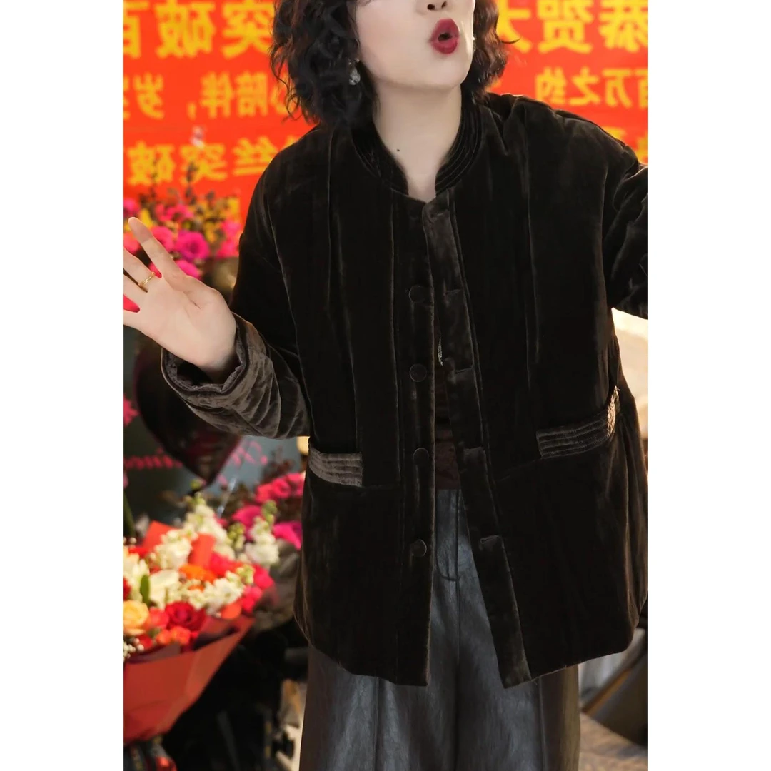 2025秋冬新款时尚宽松遮肉显瘦珠光纯色百搭减龄单排扣保暖短外套