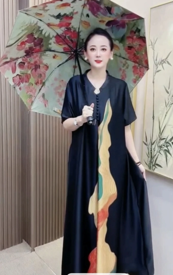 56萍聚家时尚高端大气连衣裙