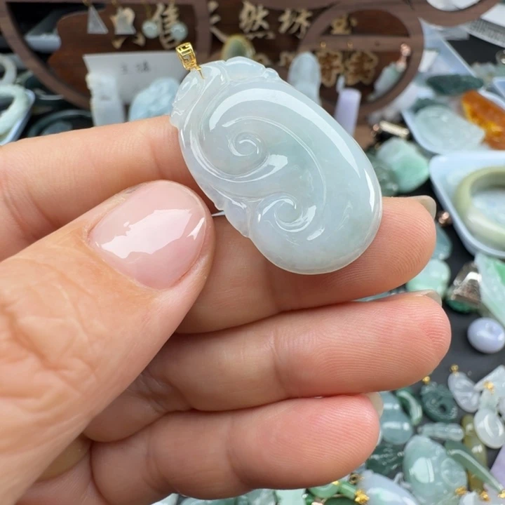 翡翠18K金镶嵌吊坠(不含链)