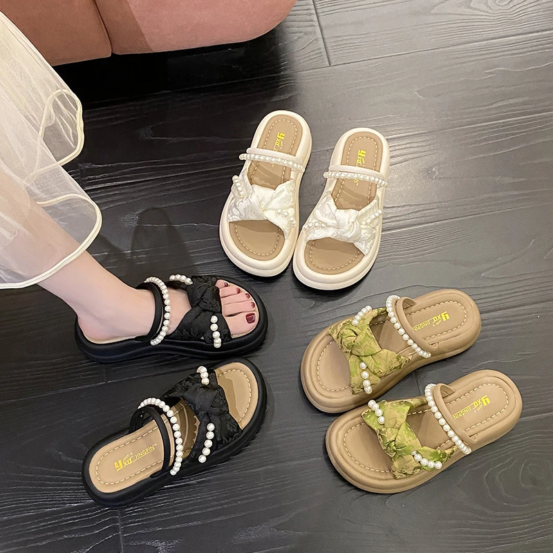 厚底珍珠拖鞋女外穿2025年夏季新款一字型交叉带平底凉拖鞋女