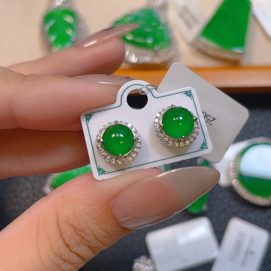 【闪购商品】翡翠银S925镶嵌颈饰翡翠