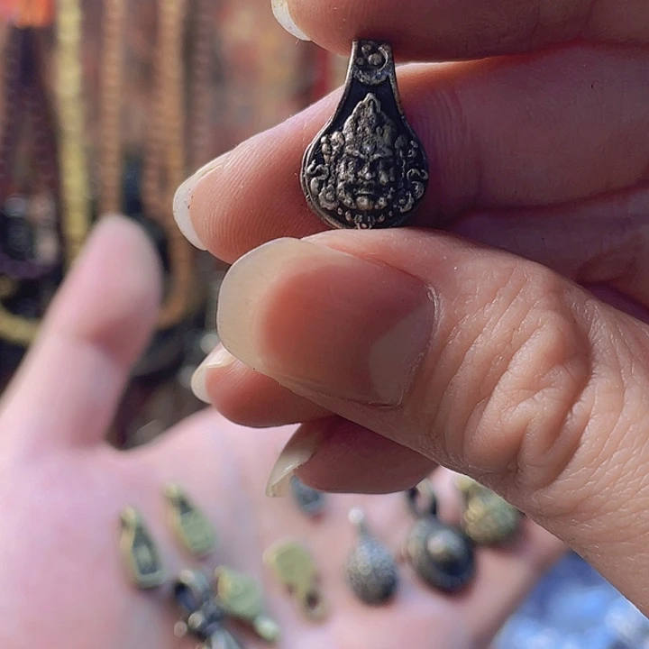 白铜黄财一个福利，现在已经