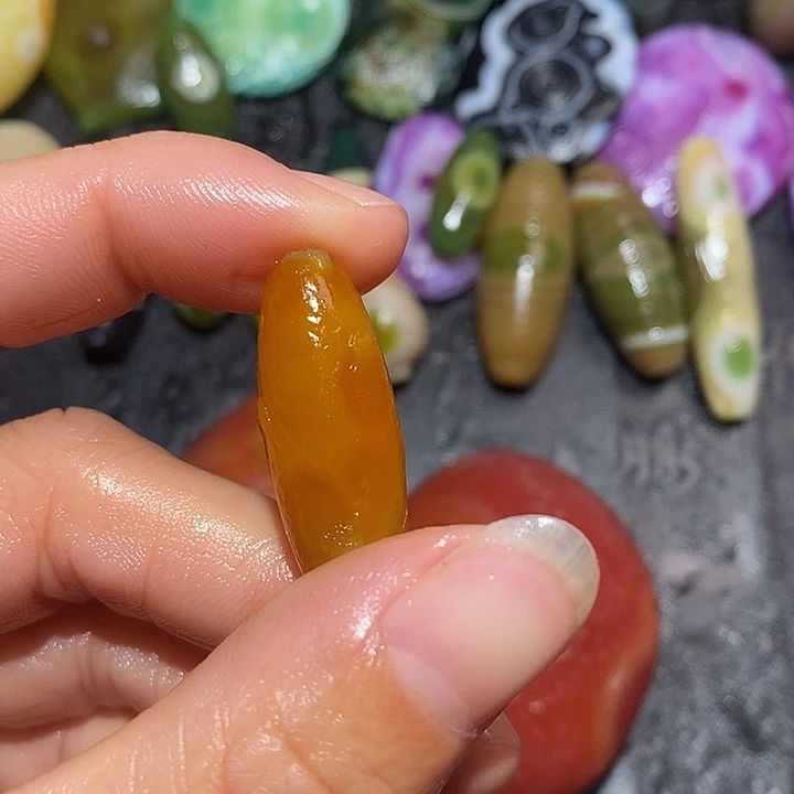 尊***嘟玛瑙/玉髓合金颈饰