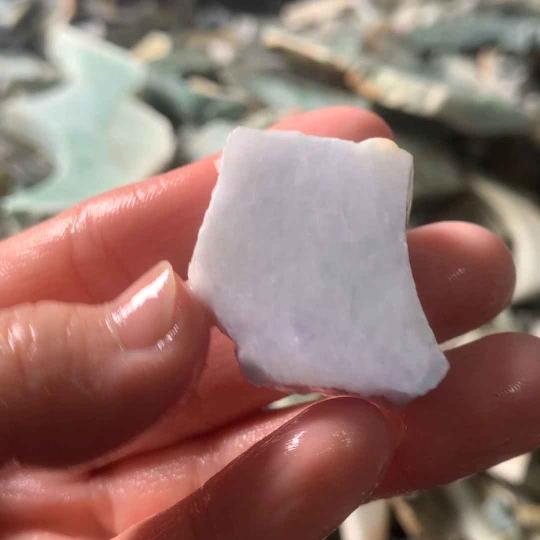 翡翠颈饰未镶嵌缅甸翡翠