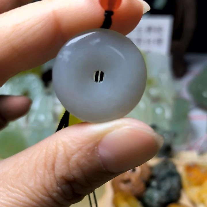 岫玉吊坠(不含链)未镶嵌