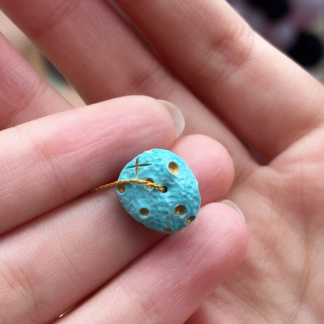 绿松石未镶嵌颈饰