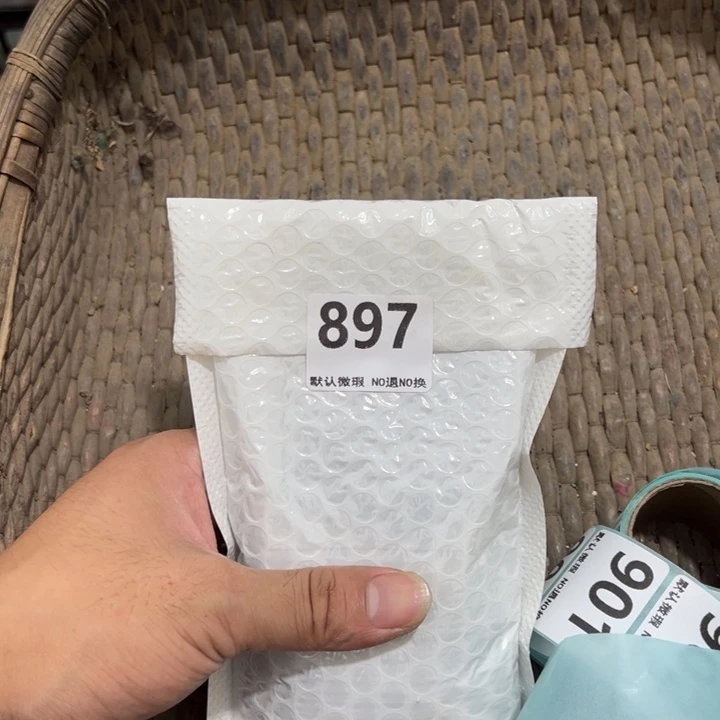 刘***爷陶瓷工艺品0000897