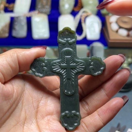 和田玉未镶嵌挂件