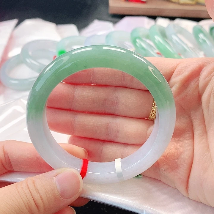 未镶嵌手镯翡翠缅甸A货翡翠手镯