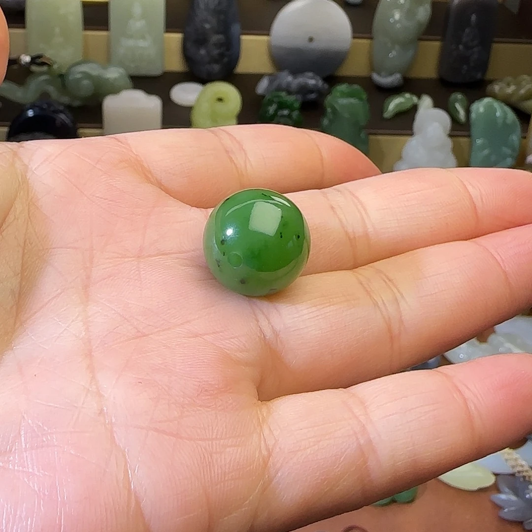 陈***胖玛瑙/玉髓未镶嵌颈饰