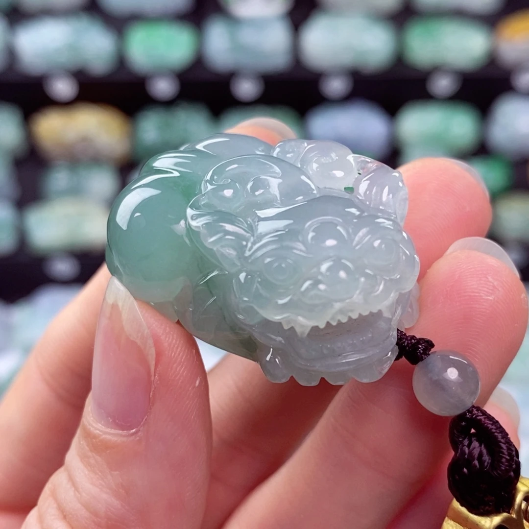 翡翠颈饰未镶嵌天然