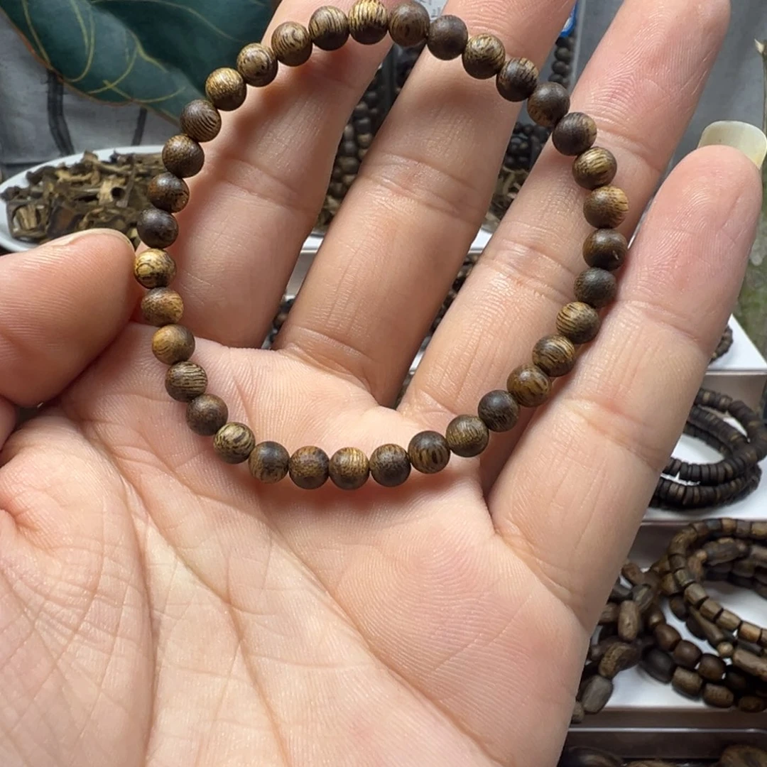 沉香沉香碎屑奇楠沉香卡5单圈