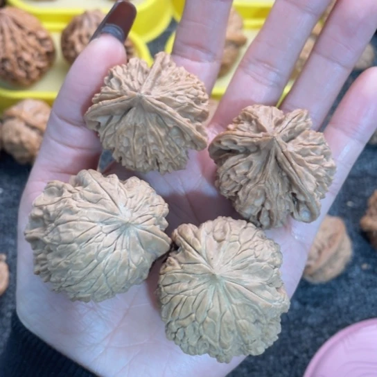 吊坠文玩核桃56暴雪加三棱