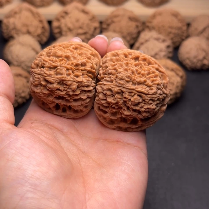 文玩核桃把件44南疆克重51