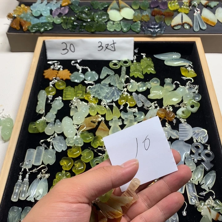 好***朵蛇纹石玉合金发夹