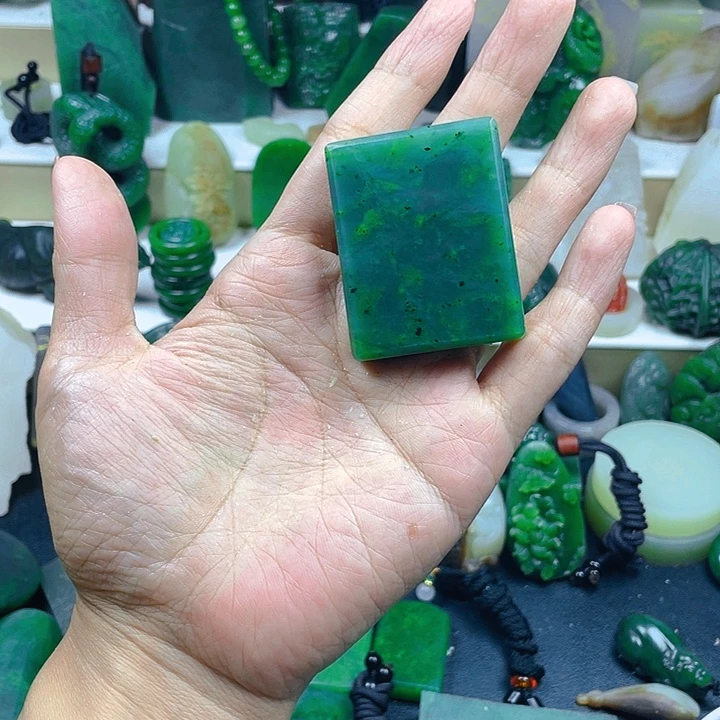 未镶嵌和田玉珠宝半成品