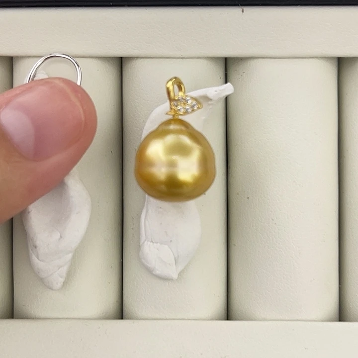 银S925镶嵌海水珍珠颈饰