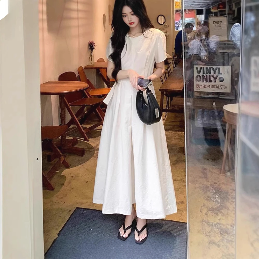 法式复古长款连衣裙女夏季新款白色设计感气质收腰大摆裙长裙子