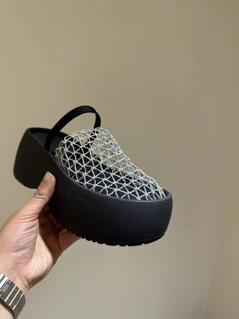 新款韩版7厘米网面罗马凉拖，脚感舒适时尚百搭