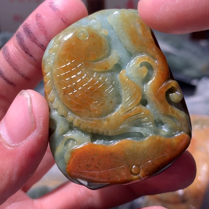 翡翠未镶嵌颈饰保真天然a货翡翠