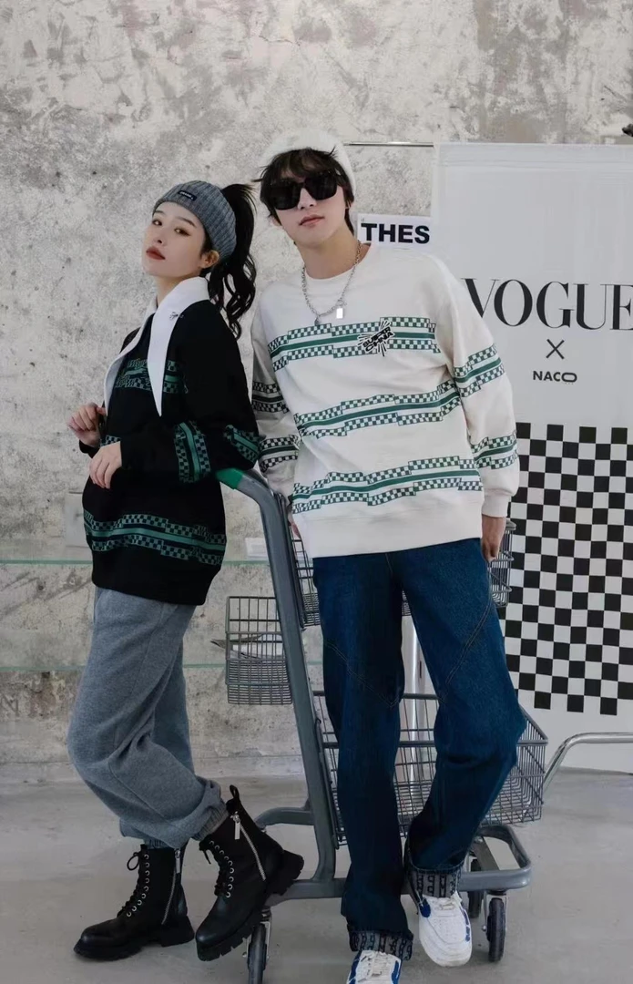 棋盘格印花卫衣（不含配饰）-0209