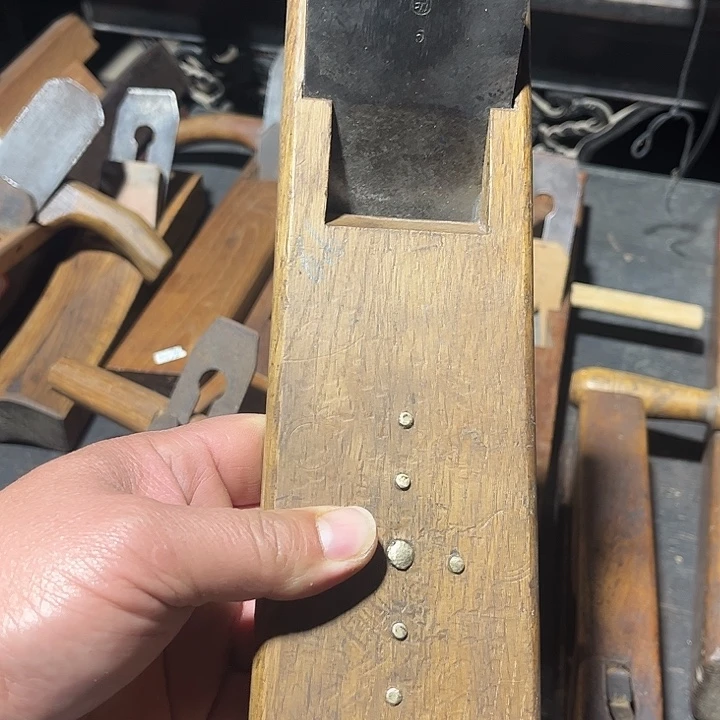 男***声刨子……………………………………