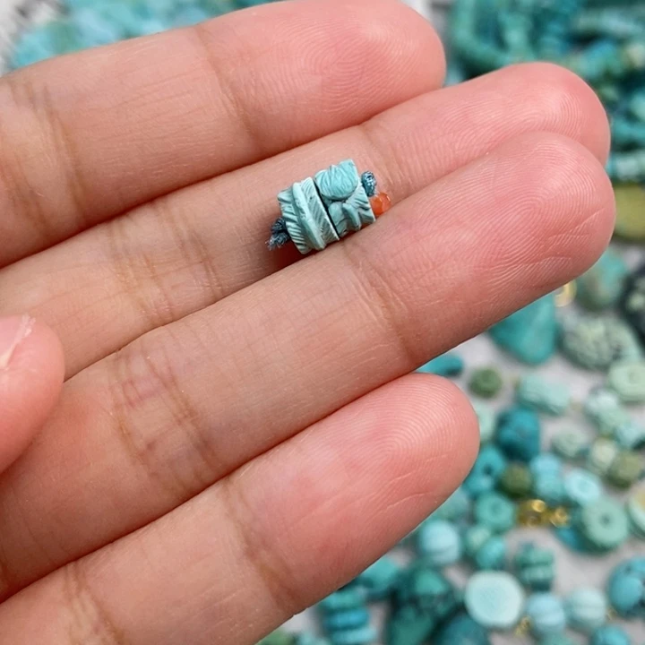 南红玛瑙未镶嵌珠宝奇石