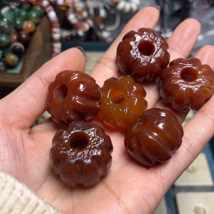 颈饰玻璃2564一个