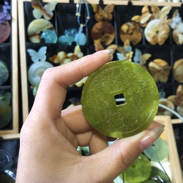 岫玉未镶嵌岫玉挂件